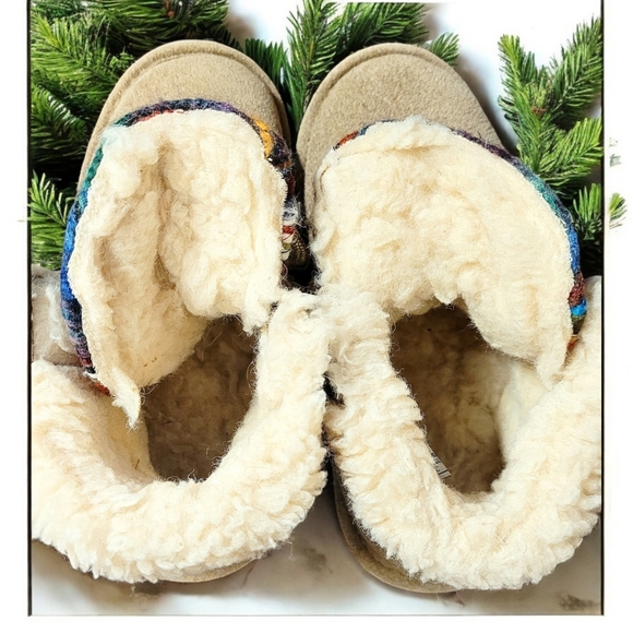 Bearpaw suede snow boots - Picture 4 of 9